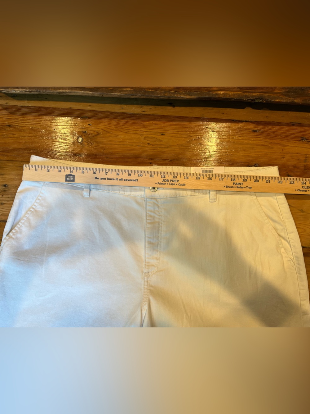White Cropped Wide Leg Jeans with Subtle Embroidered Hem Classic NWT - Picture 8 of 12